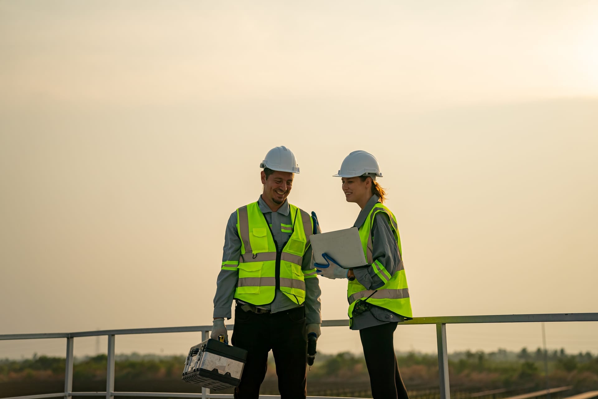 工事・技術業向けスケジューリングソフトの簡単なオンボーディングと迅速な設定